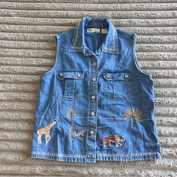 Jackets & Blazers - Vintage 100% Cotton Embroidered Denim Vest with Animal Motifs- M